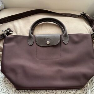 Longchamp brown zippered tote/crossbody